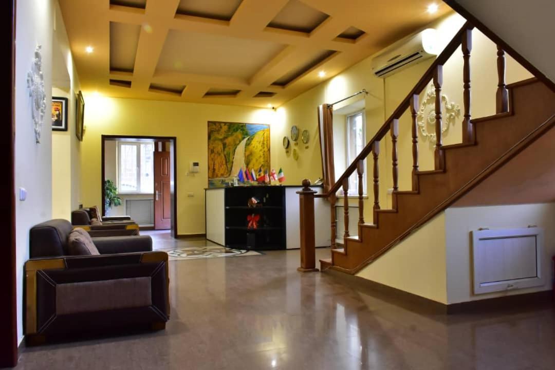 Gyumri Hotel Erivan Exterior foto