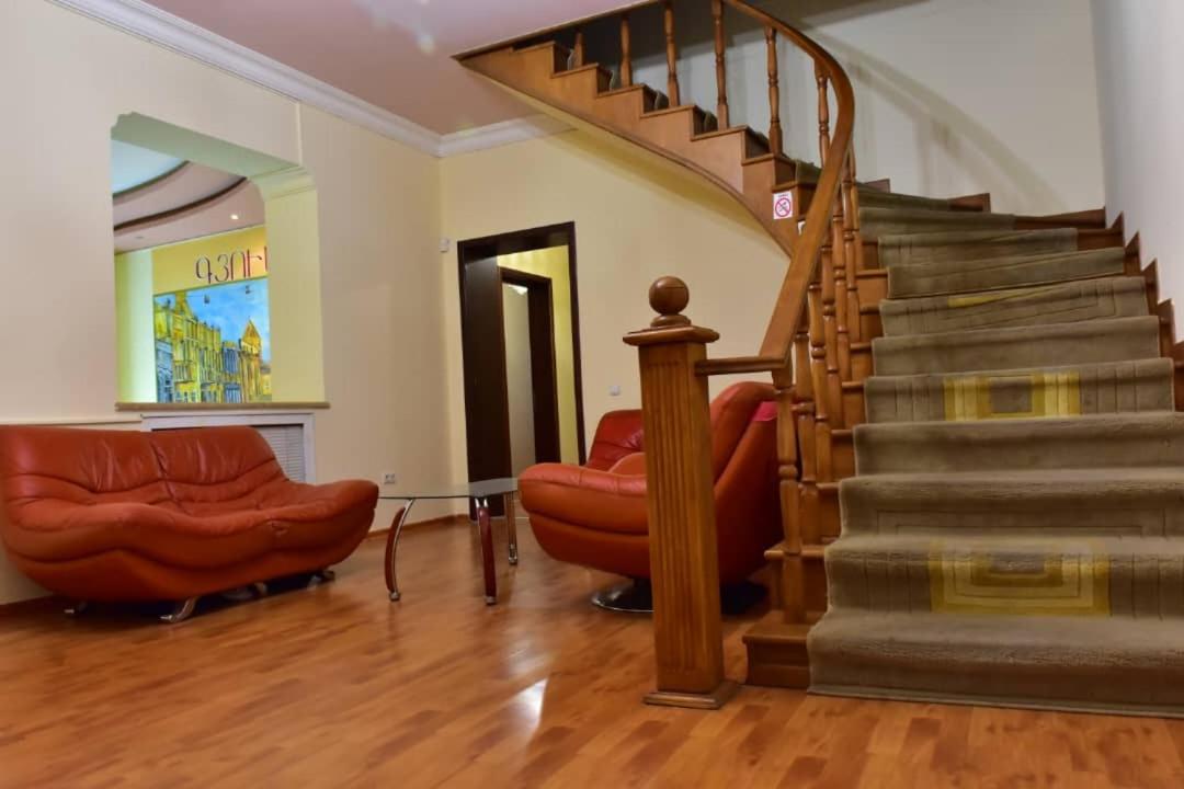 Gyumri Hotel Erivan Exterior foto