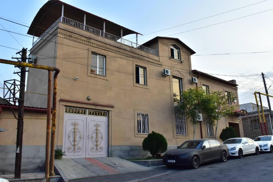 Gyumri Hotel Erivan Exterior foto